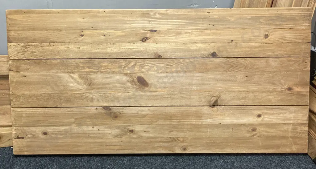 Ex Early Settler Kalise Reclaimed Timber 4 Poster Queen Bed (Requires Assembly) Image 1++